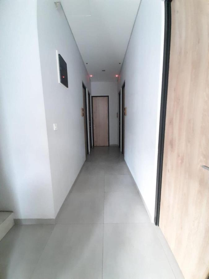 Hotel Oyo Life 92770 Cozy Puri 22 Giacarta Esterno foto