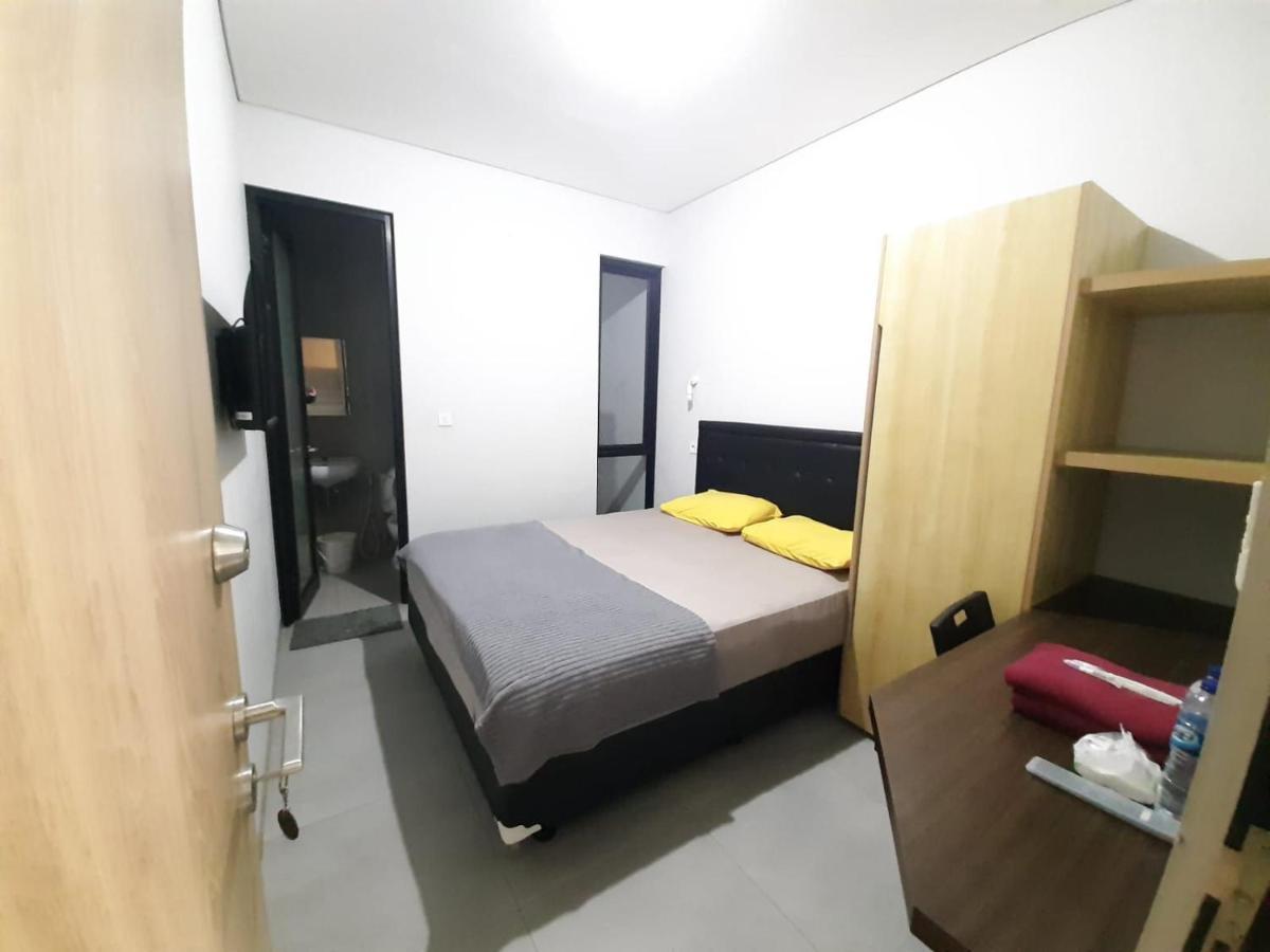 Hotel Oyo Life 92770 Cozy Puri 22 Giacarta Esterno foto